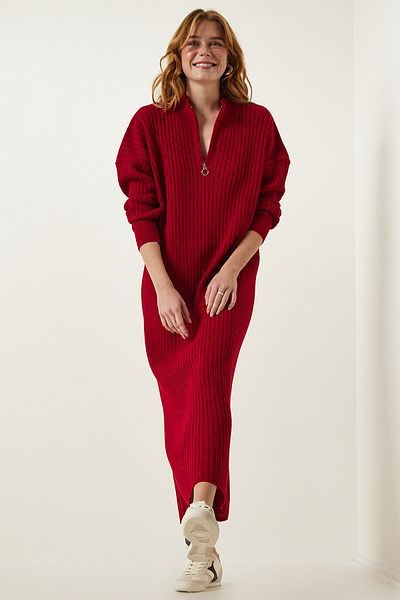 Happiness İstanbul Rotes, geripptes Oversize-Strickkleid für Damen DD01251