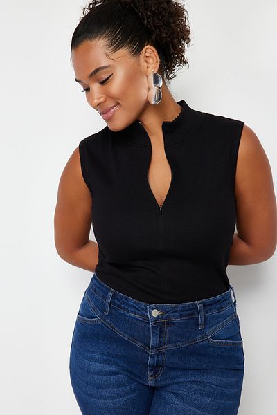 Trendyol Curve Чорна блузка на блискавці 100 бавовняних шнурів з каскордером Orme Plus Size TBBSS24AF00040