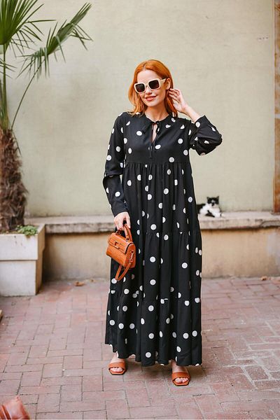 Sue Store فستان أسود طويل مزين بشراشيب