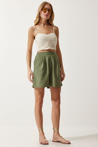 Happiness İstanbul Khakifarbene Shorts aus gewebtem Leinen mit Taschen für Damen MC00276
