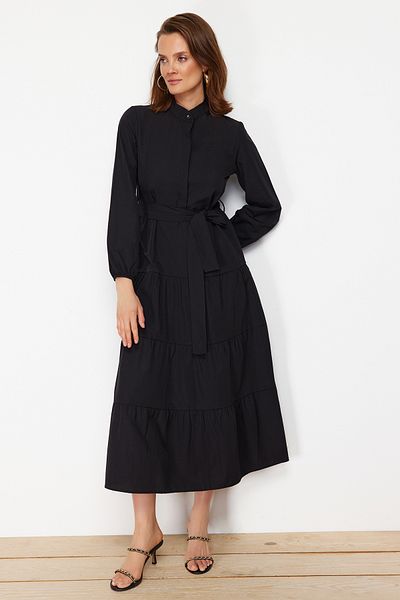 Trendyol Modest فستان منسوج بحزام أسود وأزرار وطية صدر السترة TCTSS21EL3343
