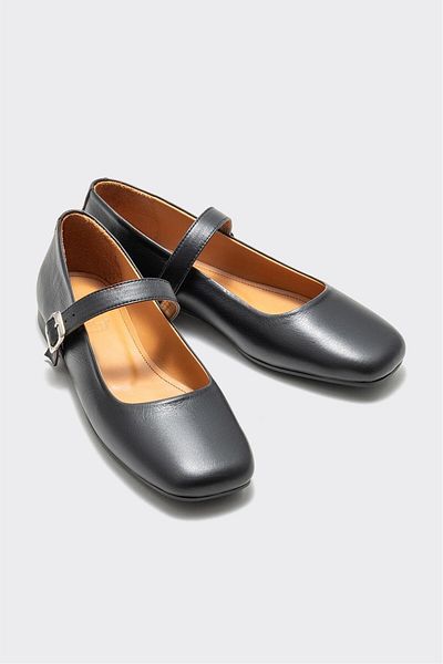 Elle Shoes حذاء باليرينا نسائي من الجلد الأسود