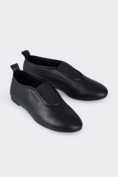 Elle Shoes حذاء باليرينا نسائي من الجلد الأسود