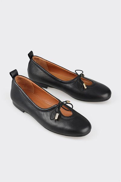 Elle Shoes حذاء باليرينا نسائي من الجلد الأسود