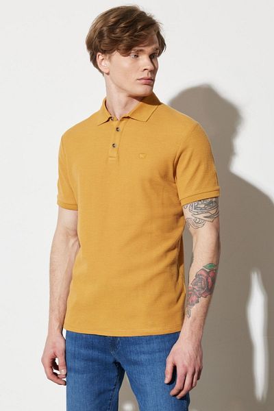 WRANGLER Regular Fit Regular Cut 100% Baumwolle Polo Kragen Senf T-Shirt
