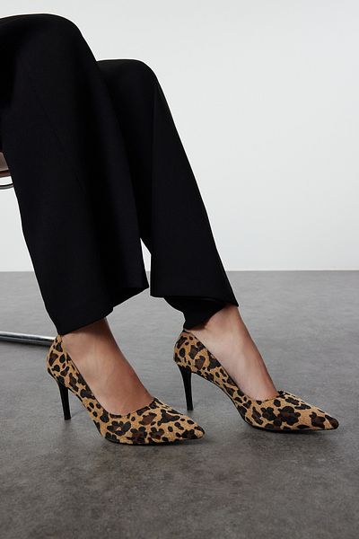 TRENDYOL SHOES Vícebarevné leopardí dámské hnědé klasické boty na tenkém podpatku Takaw25To00018