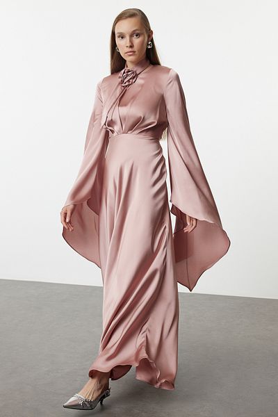 Trendyol Modest Satin Woven Powder Rose Evening Dress with Accessories Tctss24Db00066