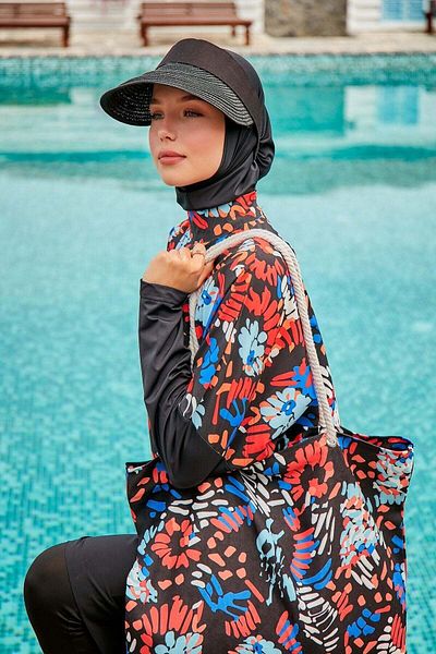 Marina حقيبة الشاطئ باللون الأسود C2313