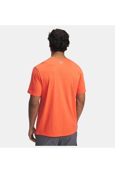 Under Armour تي شيرت رجالي من القطن ذو قصة عادية ورقبة دائرية باللون البرتقالي 1386793 -847