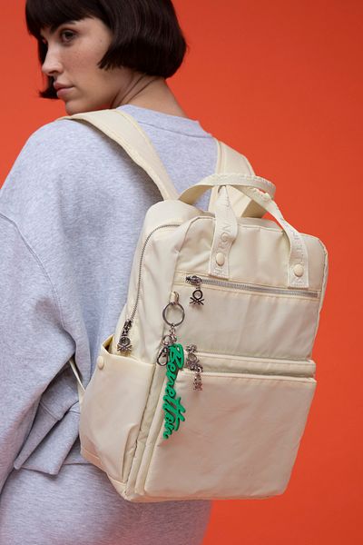 United Colors of Benetton حقيبة ظهر نسائية بيج بينيتون BNT1465