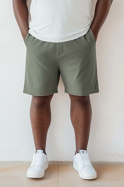 Trendyol Collection Große Größen in Shorts & Bermudashorts