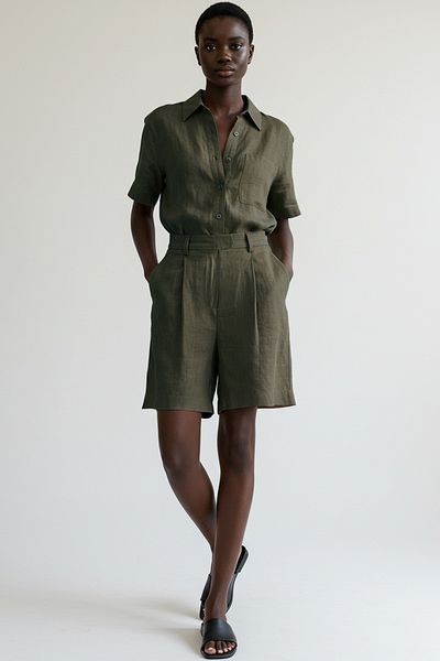 Trendyol Collection Khakifarbene, gewebte Shorts und Bermudas in Leinenoptik in normaler Länge TWOSS25SR00030