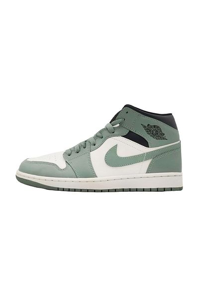 Nike Air Jordan 1 Mid - Adidași