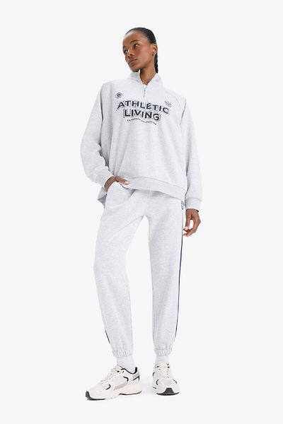 DeFacto Fit Oversize Wide Fit Stand Collar Printed Sports Sweatshirt D7754Ax25Sp