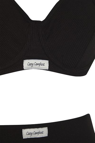 Trendyol Curve Black Camisole Knitted Suit - Detailed Slogan Black Large Size Laundry Set