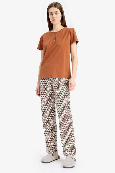 DeFacto Short Sleeve Pajama Set - Stretchy Waisted Pajama Top and Bottom in Love E0276Ax25Sp