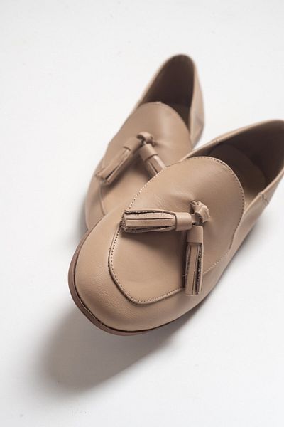 LuviShoes F04 Lederschuhe aus Keksleder