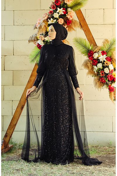 sefamerve فستان سهرة أسود مزين بالترتر - موديل 5346-02