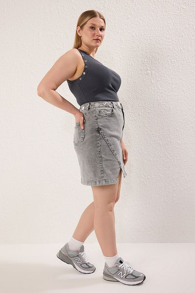 Trendyol Curve تنورة من الدنيم باللون الرمادي بفتحة مزدوجة TBBSS23AZ00056