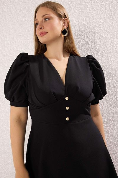 Trendyol Curve فستان أسود منسوج مقاس كبير