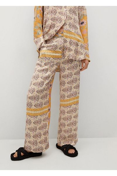 MANGO Woman Damenhose mit gemischtem Muster in Dunkelgelb
