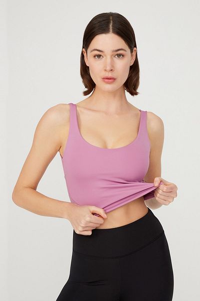 Los Ojos Lawendowy, lekko podparty tył, szczegółowo zakryty, krótki top z gorsetem