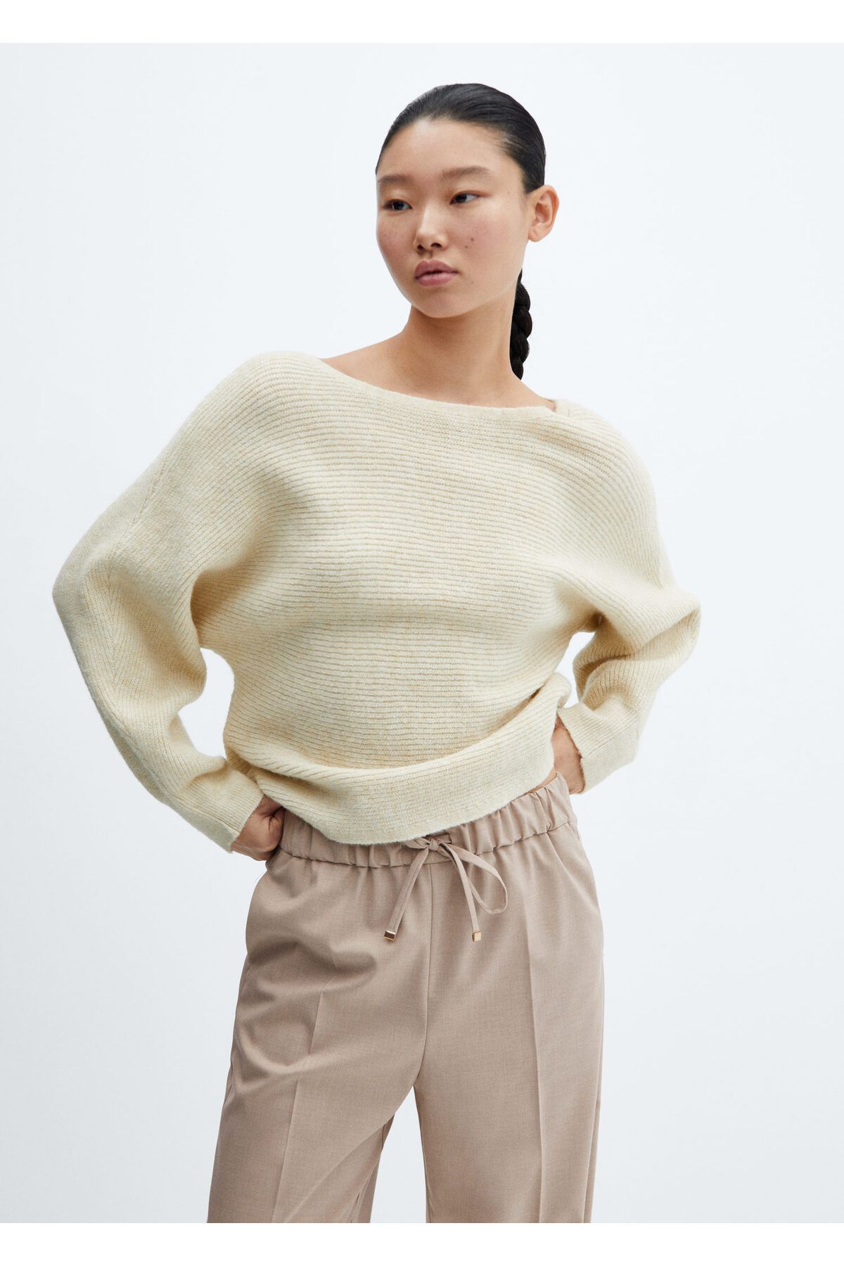 MANGO Woman-Béžové dámske nohavice - Model57926717 3