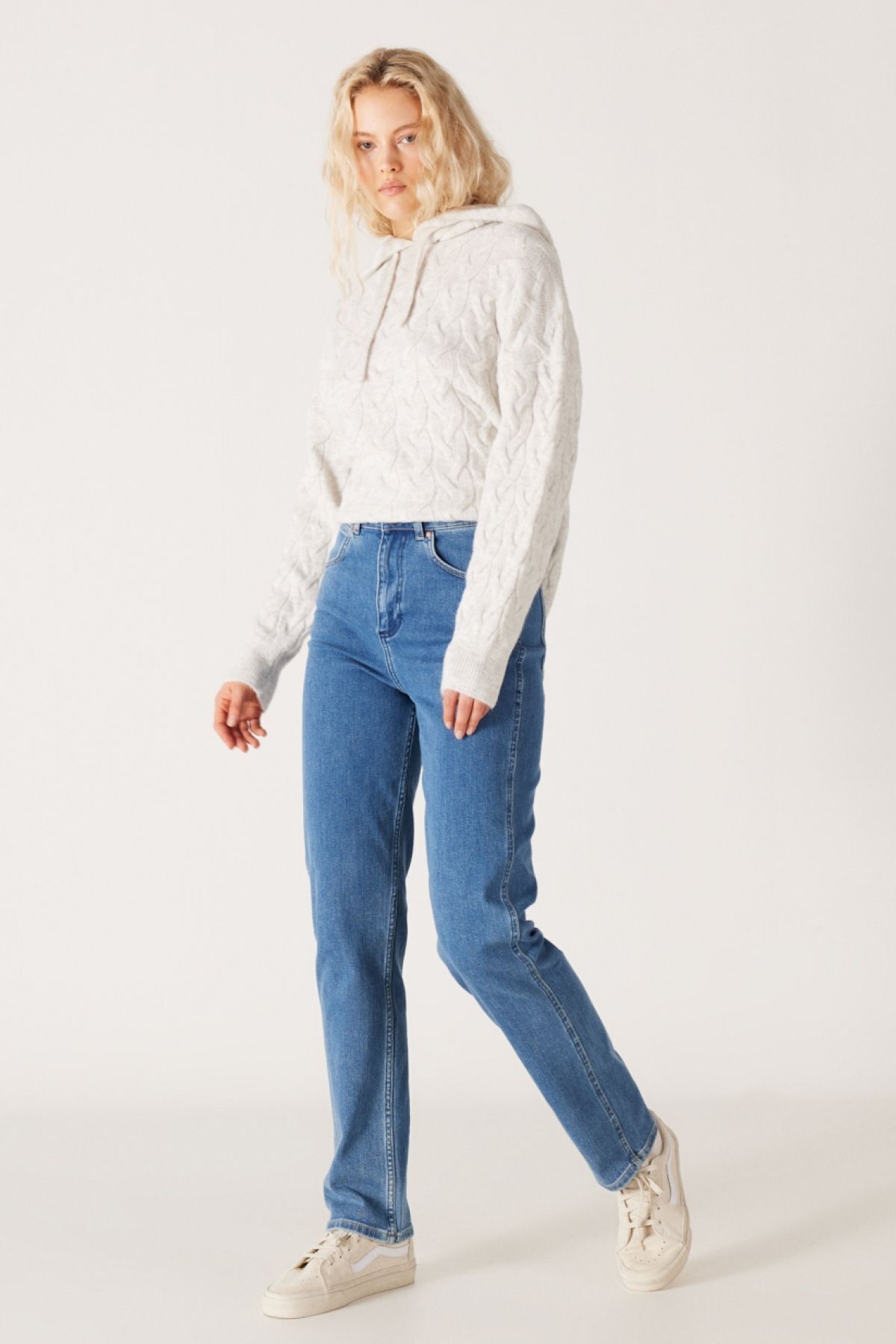 WRANGLER-بنطلون جينز نسائي من قماش الدنيم ذو الخصر العالي وضيق الساق باللون الأزرق 4