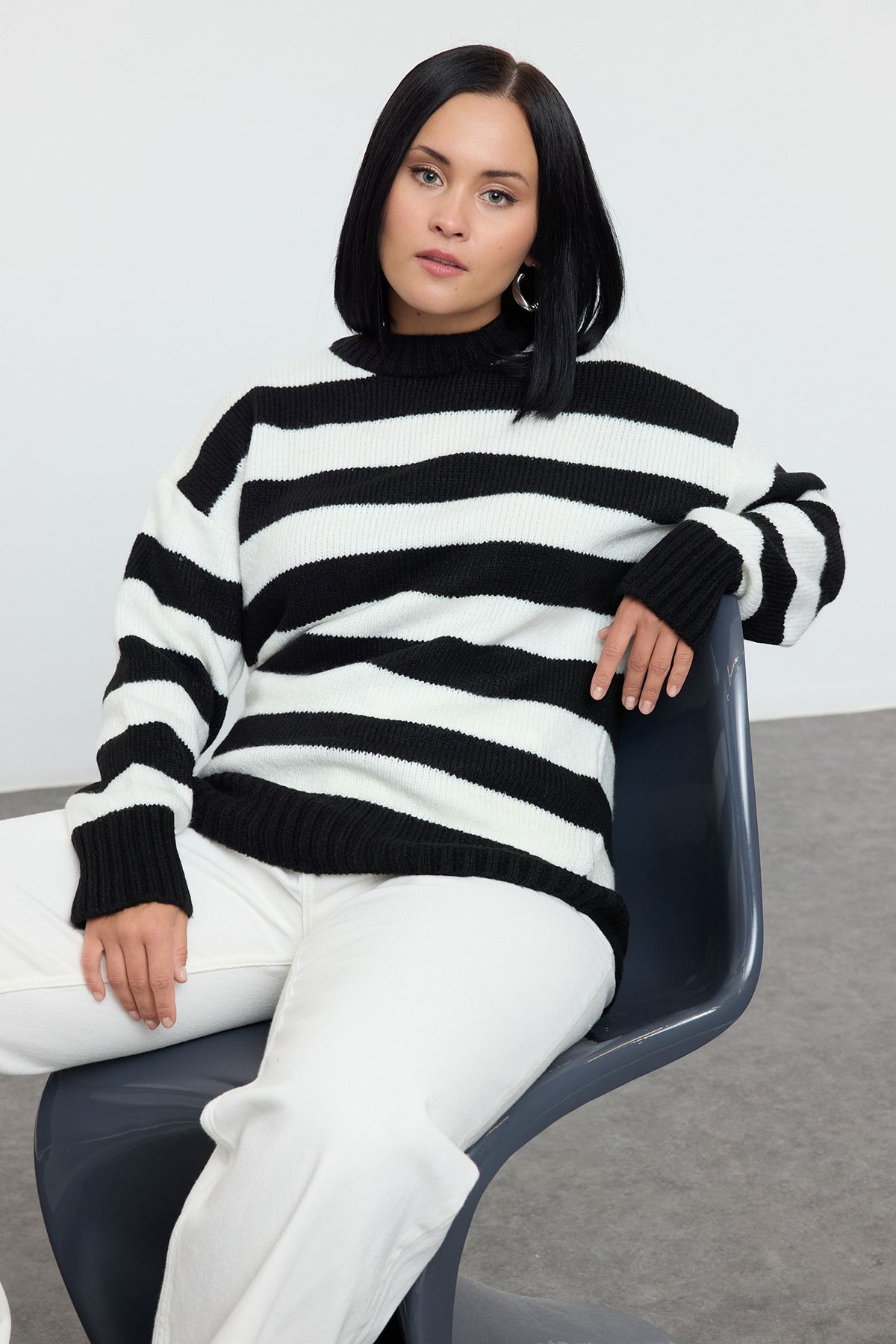 complete the look image