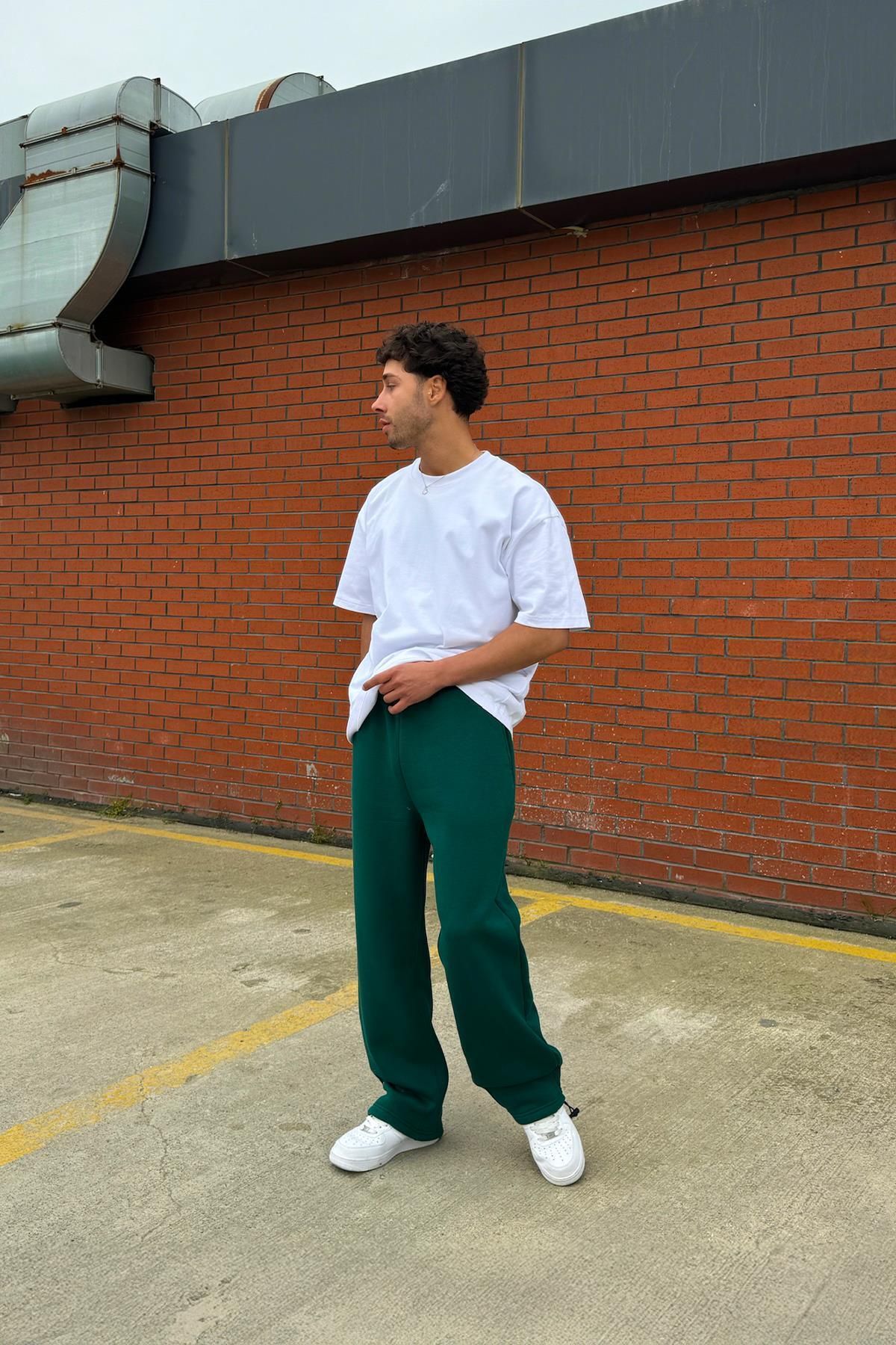 Flaw Wear-Adjustable Leg Basic Green Baggy Sweatpants 3