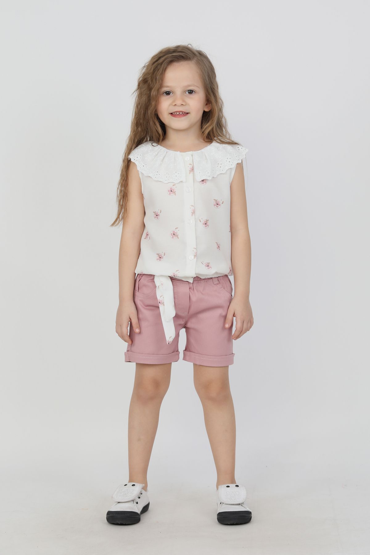 complete the look image