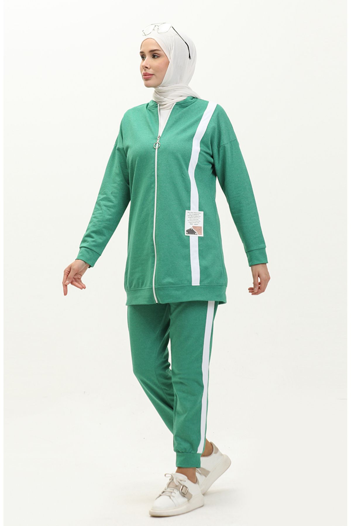 complete the look image